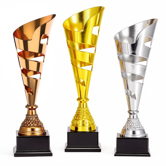 Trofeu Standard Seria 4825 disponibil in 3 dimensiuni