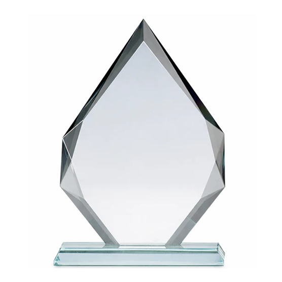 Trofeu elegant din sticla in forma de diamant pentru premiere